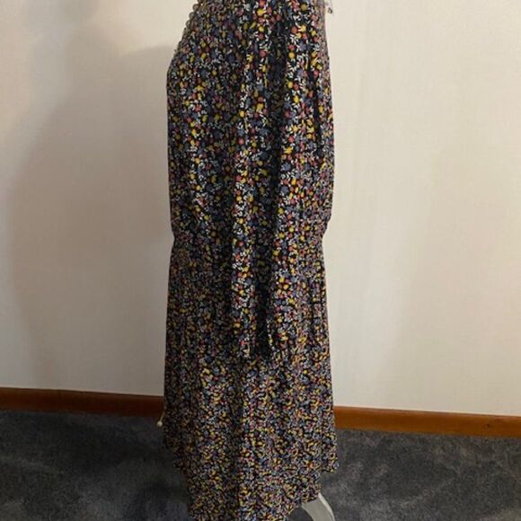 Market & Spruce Black Floral V-neck 3/4 sleeves Midi dress, size 3X - Picture 2 of 5